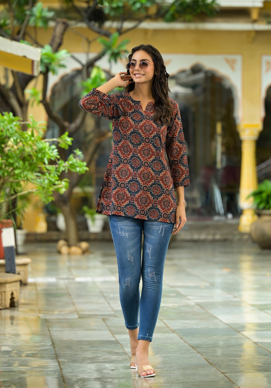 Ethnic Set Women Printed Straight Kurta