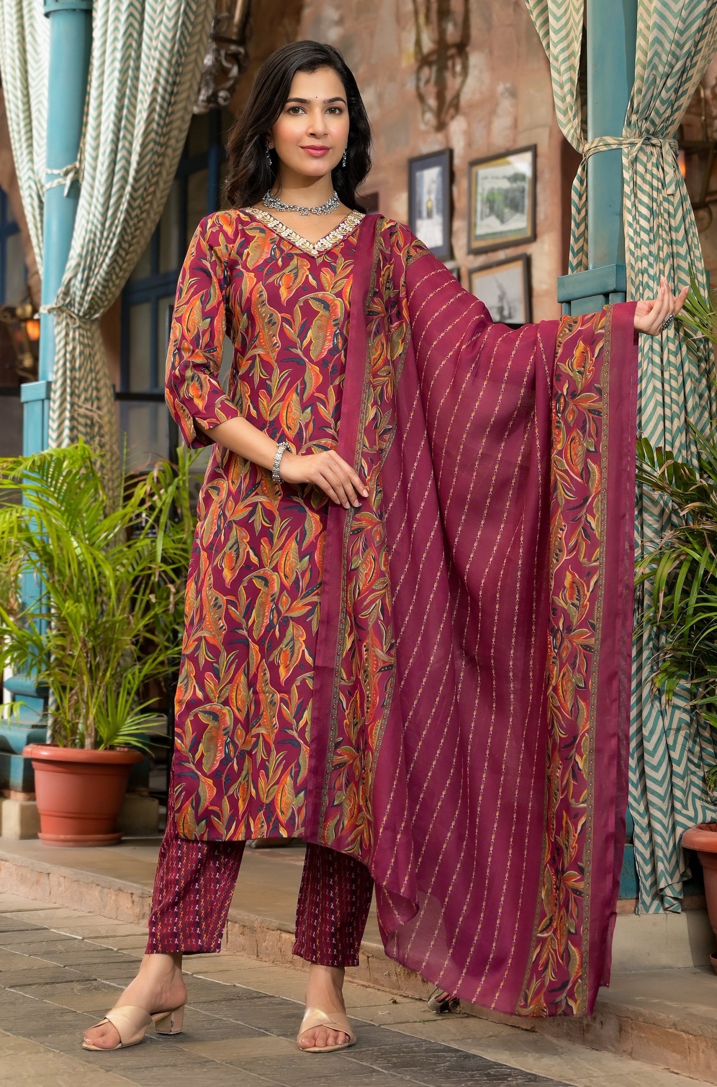 Ethnic Set Women Embroidery Straight Kurta and Pant set with Dupatta - Ethnic Set