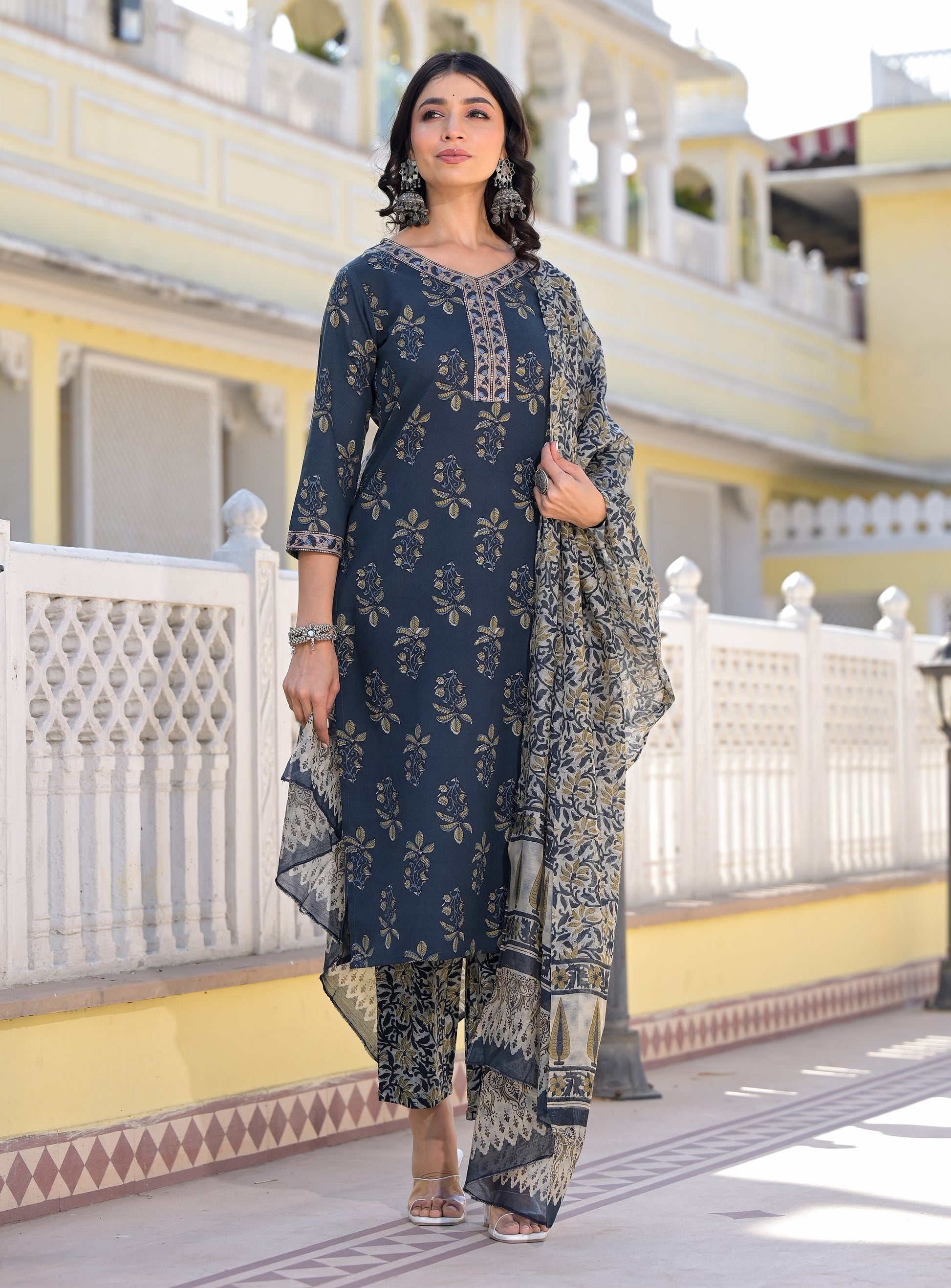 Ethnic Set Women Embroidery Straight Kurta and Pant set with Dupatta - Ethnic Set