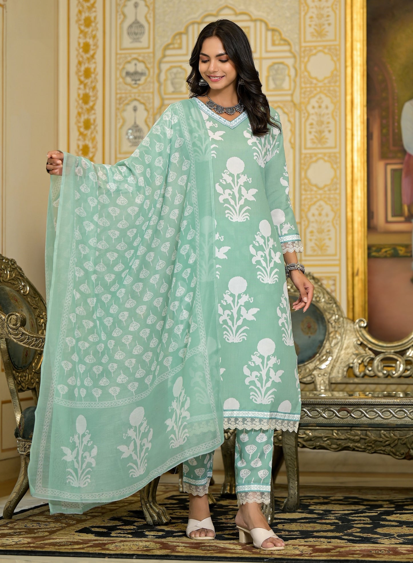 Ethnic Set Women Embroidery Straight Kurta and Pant set with Dupatta - Ethnic Set