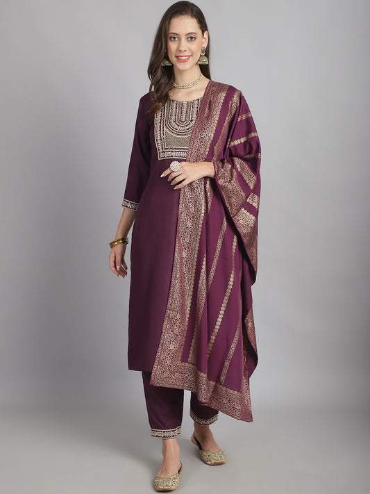 Ethnic Set Women Embroidery Straight Kurta and Pant set with Dupatta - Ethnic Set