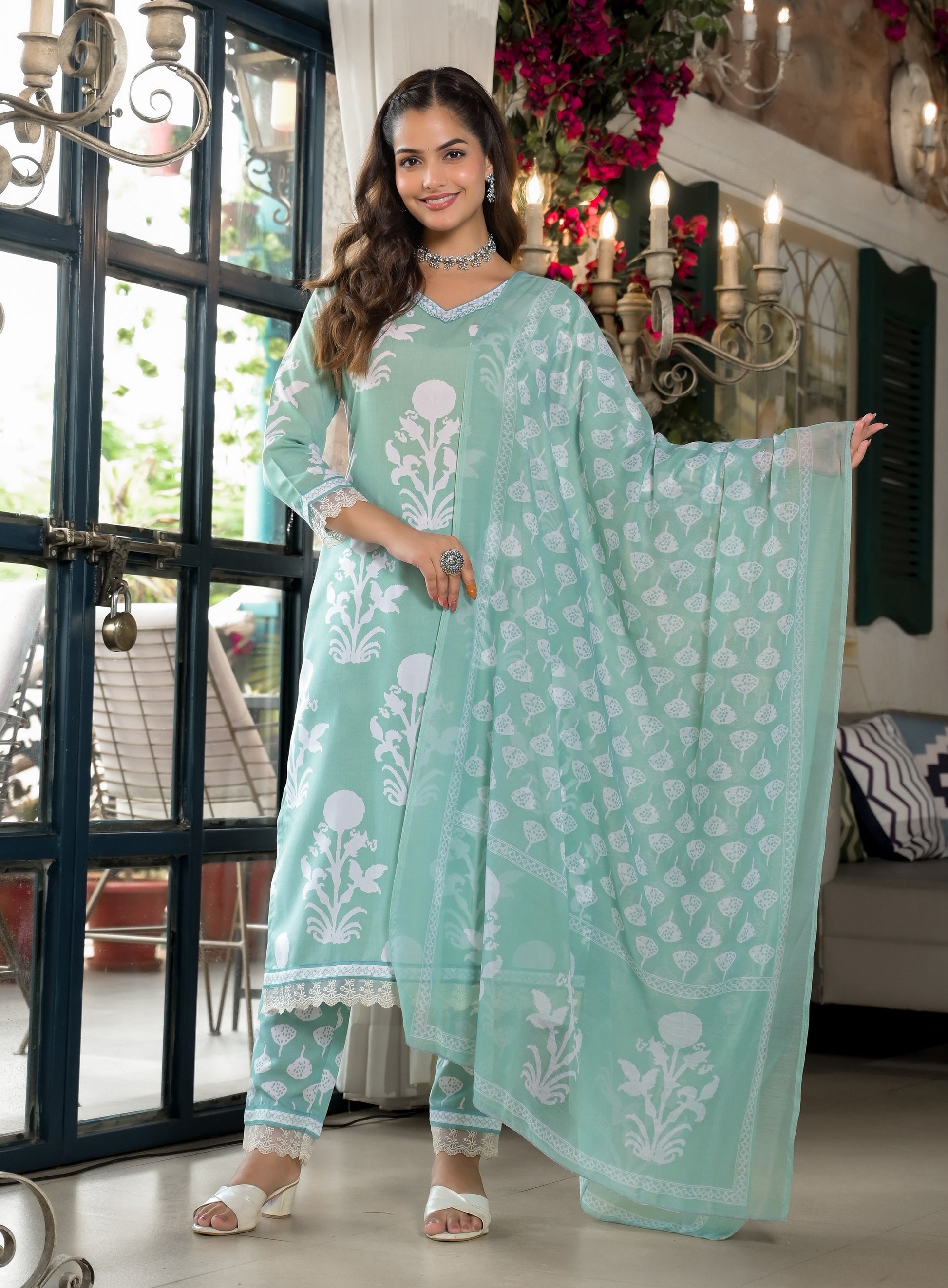 Ethnic Set Women Embroidery Straight Kurta and Pant set with Dupatta - Ethnic Set