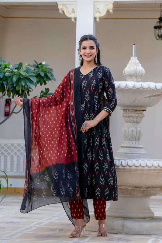 Ethnic Set Women Printed Anarkali Kurta and Pant set with Dupatta