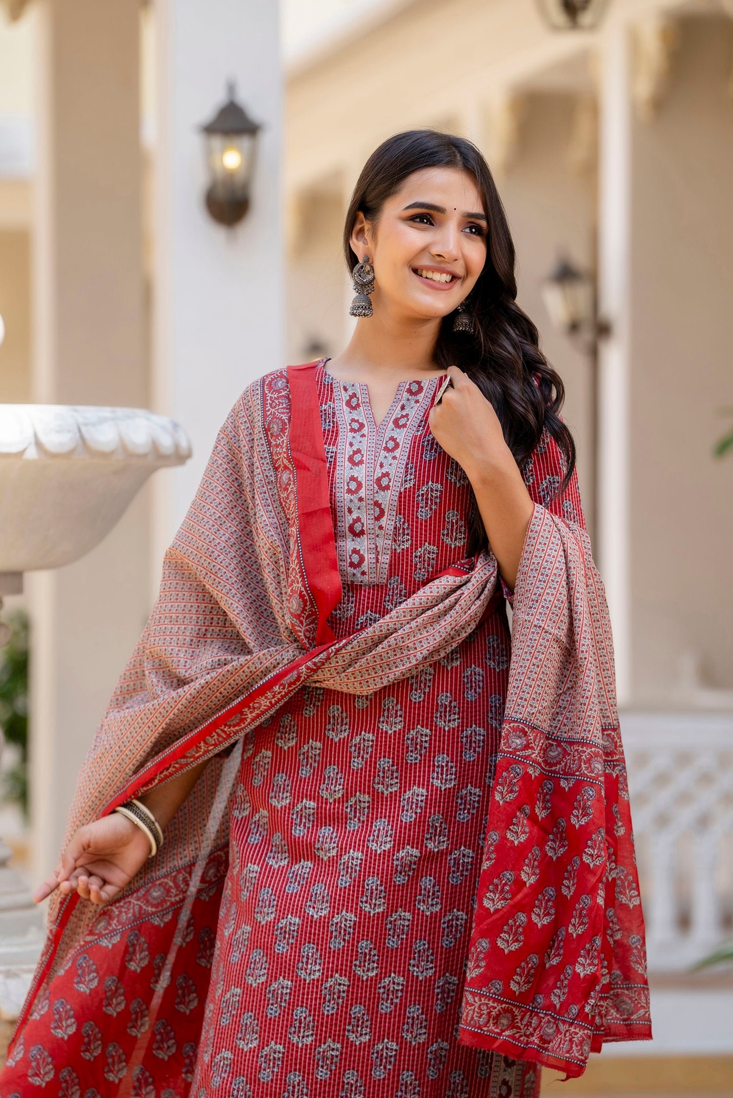 Ethnic Set Women Printed Straight Red Kurta and Pant set with Dupatta