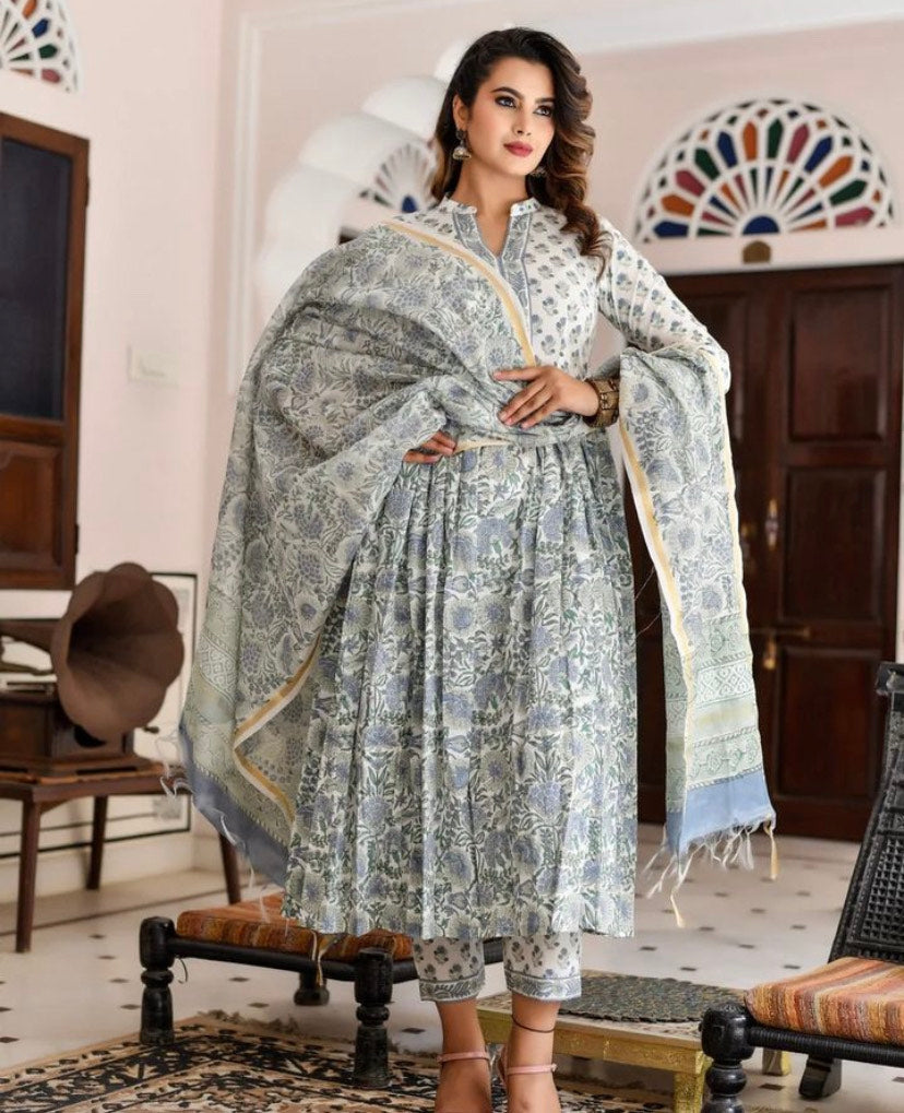 Kurta set ethnic fashion traditional cotton partiwear women clothing style Indian Ethnic Suit Palazzo pant Salwar Anarkali Lehenga Choli Bollywood Designer festive Printed wedding shaadi Collections Embroidered Ethnic Wear Outfits Attire Dresses Patterns