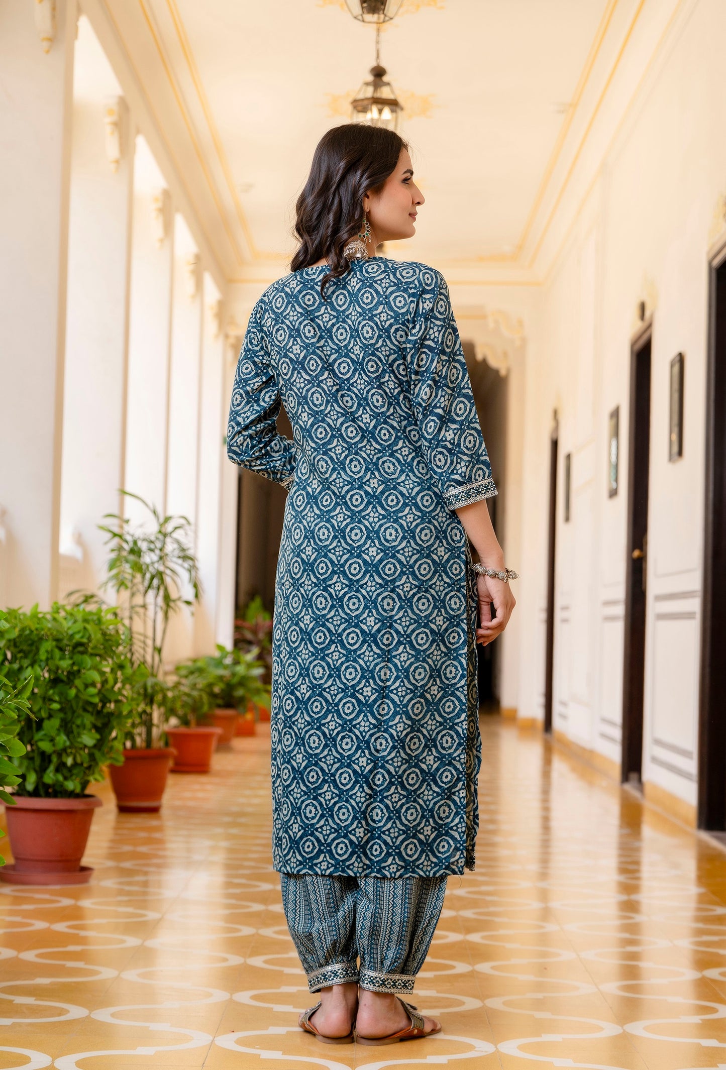 Ethnic Set Women Printed Straight Blue Kurta and Pant set with Dupatta