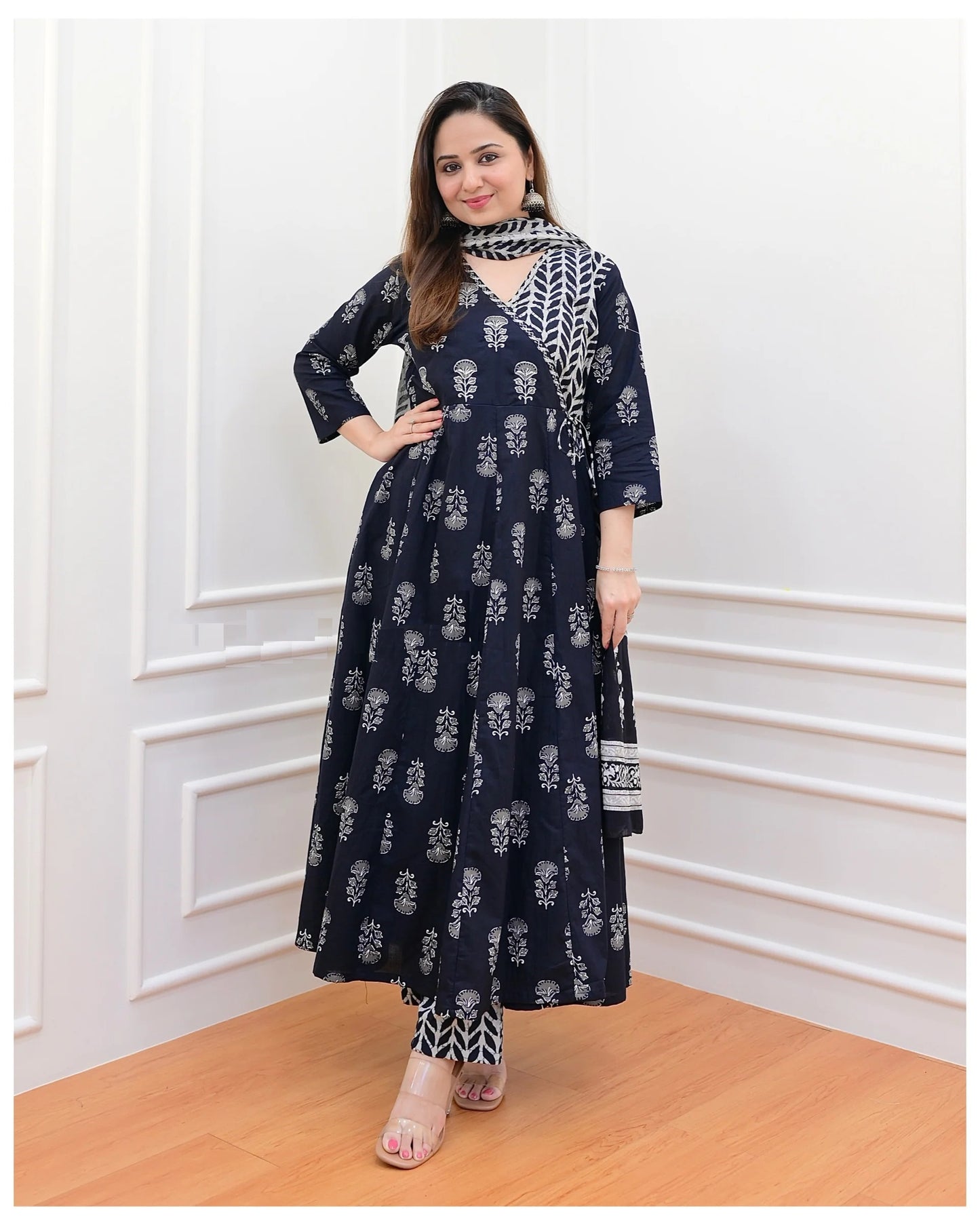 Kurta set ethnic fashion traditional cotton partiwear women clothing style Indian Ethnic Suit Palazzo pant Salwar Anarkali Lehenga Choli Bollywood Designer festive Printed wedding shaadi Collections Embroidered Ethnic Wear Outfits Attire Dresses Patterns