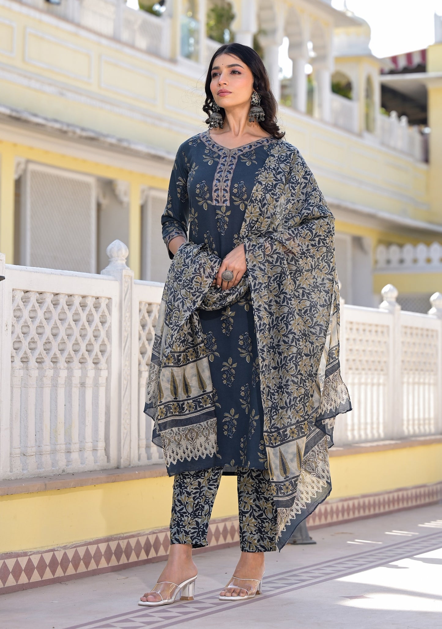 Ethnic Set Women Embroidery Straight Kurta and Pant set with Dupatta - Ethnic Set