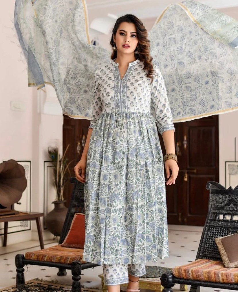 Kurta set ethnic fashion traditional cotton partiwear women clothing style Indian Ethnic Suit Palazzo pant Salwar Anarkali Lehenga Choli Bollywood Designer festive Printed wedding shaadi Collections Embroidered Ethnic Wear Outfits Attire Dresses Patterns