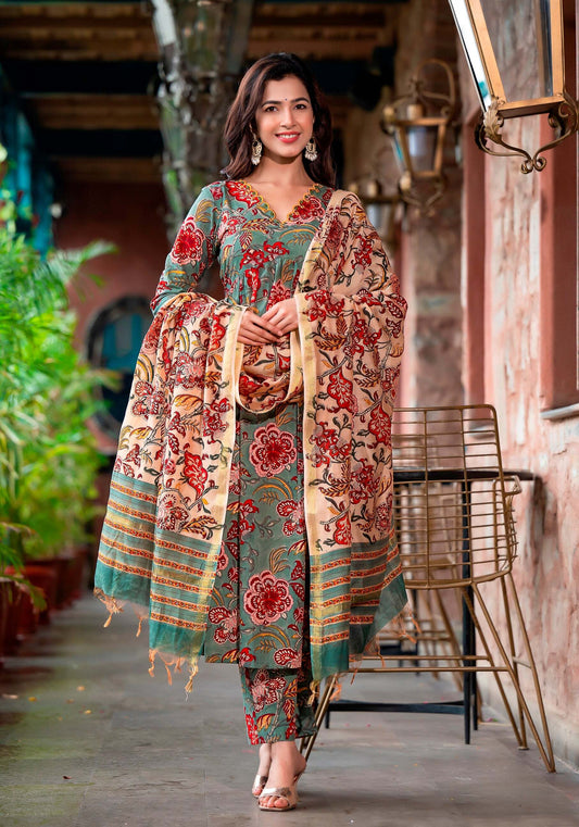 Ehnic Set Women Printed Straight Kurta and Pant set with Dupatta - Ethnic Set