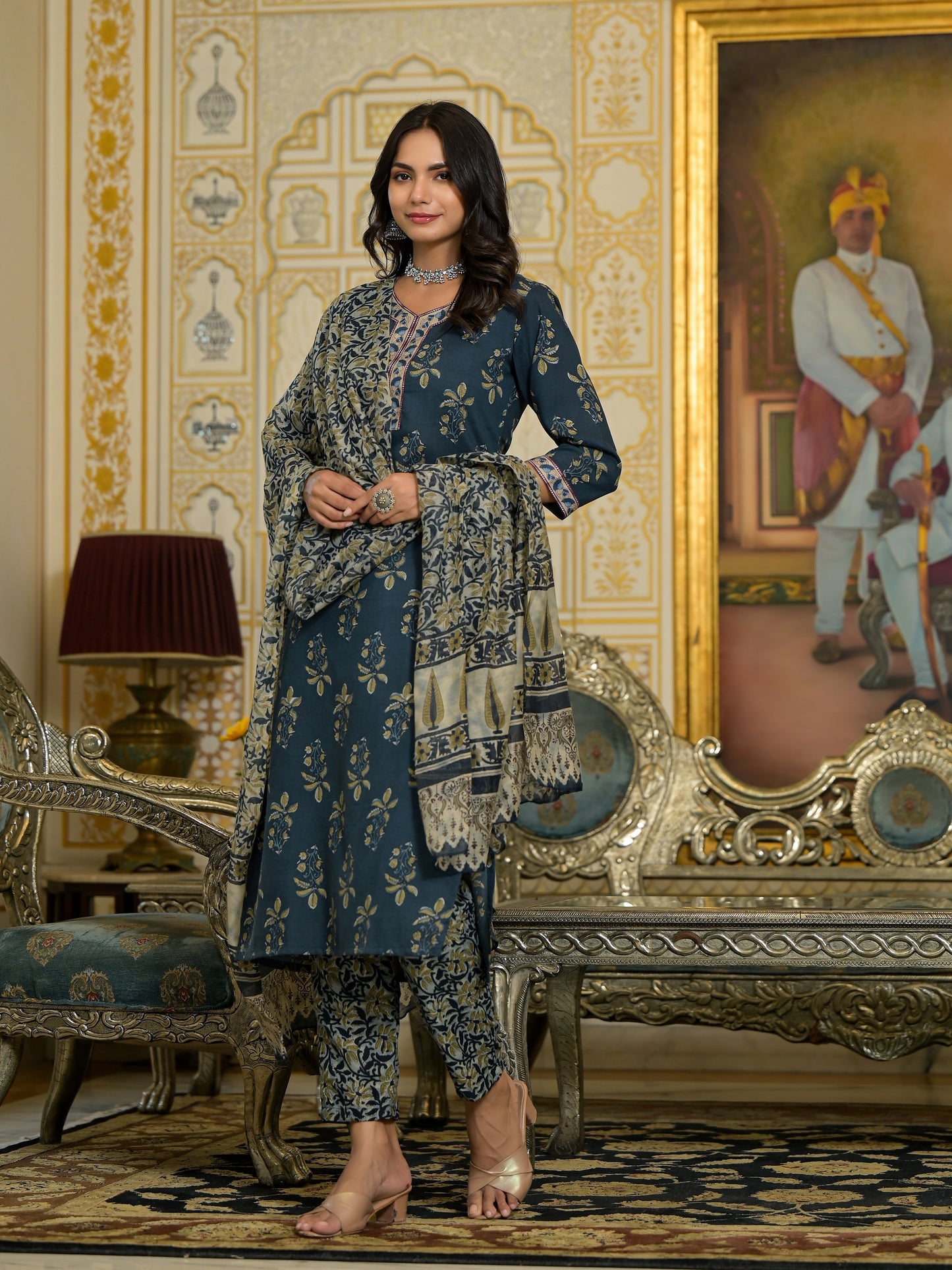 Ethnic Set Women Embroidery Straight Kurta and Pant set with Dupatta - Ethnic Set