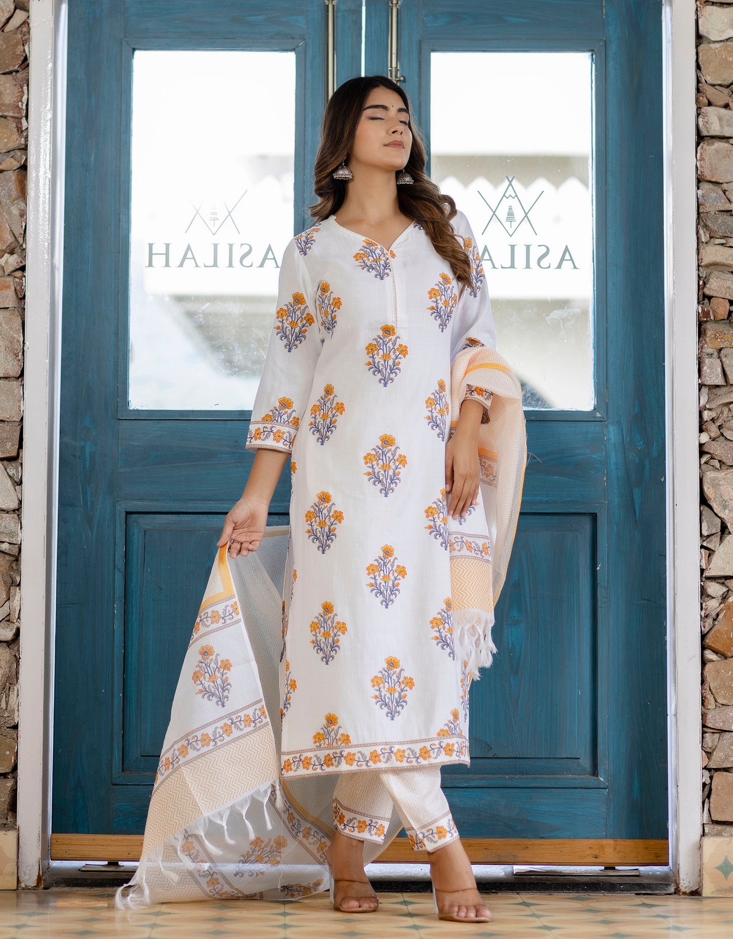 Ethnic Set Women Block Printed Kurta and Pant Set With Dupatta - Ethnic Set