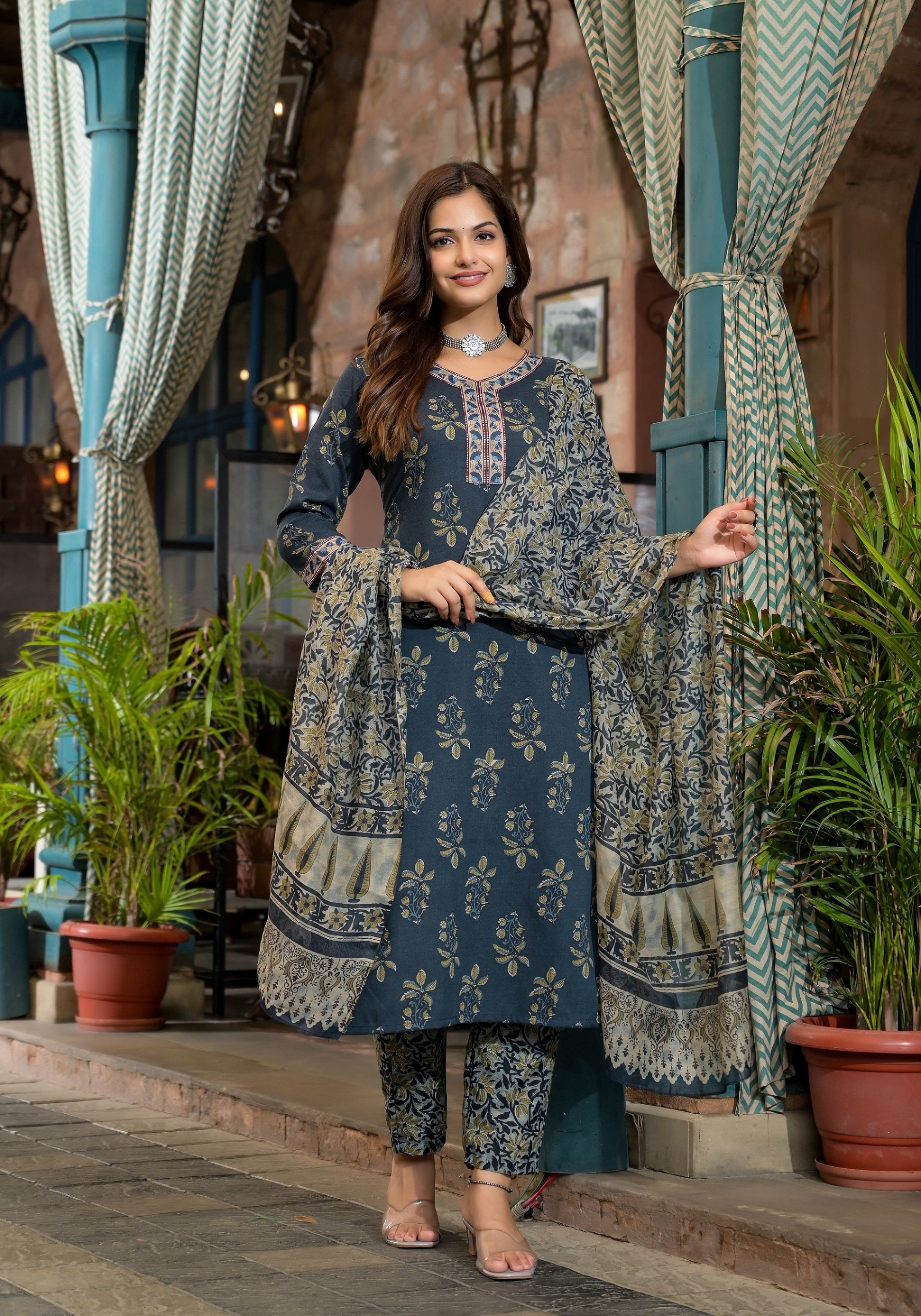 Ethnic Set Women Printed Straight Kurta and Pant set with Dupatta - Ethnic Set