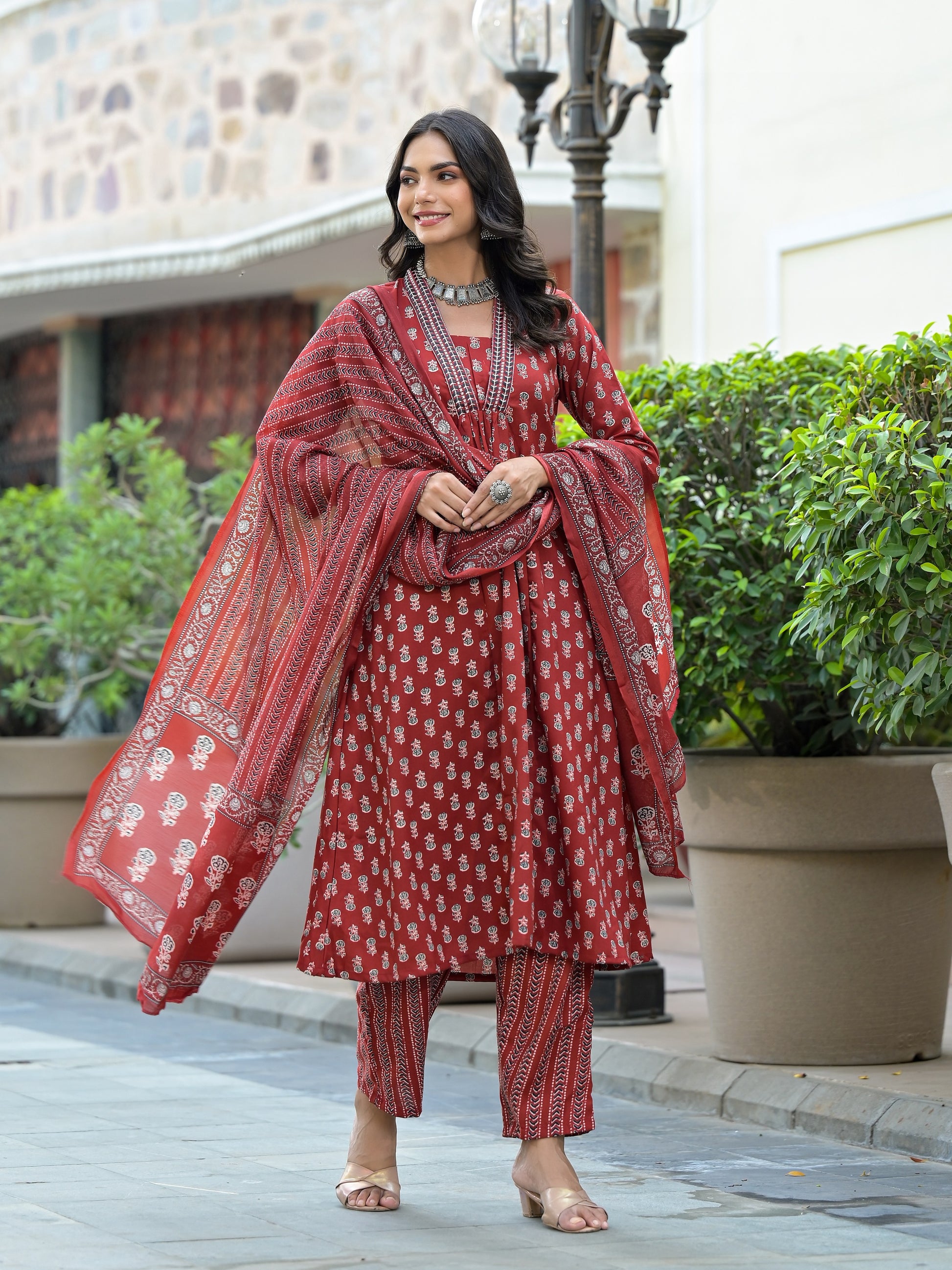 Ethnic Set Women Embroidery Straight Kurta and Pant set with Dupatta - Ethnic Set