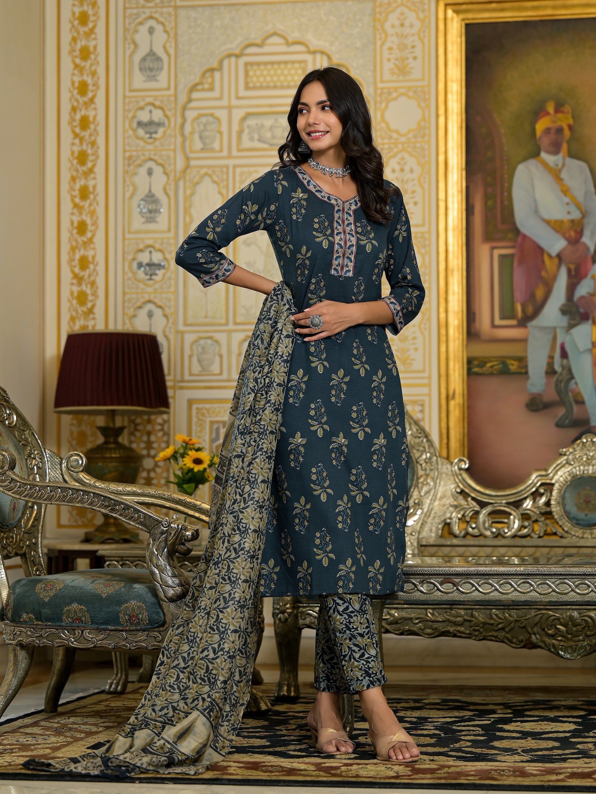 Ethnic Set Women Embroidery Straight Kurta and Pant set with Dupatta - Ethnic Set