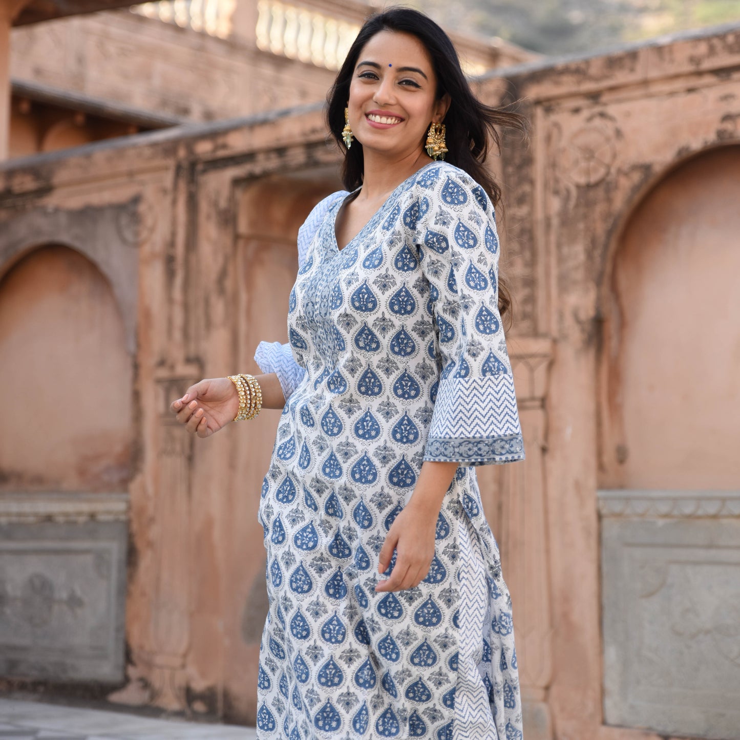 Ehnic Set Women Printed Straight Kurta and Pant set with Dupatta - Ethnic Set