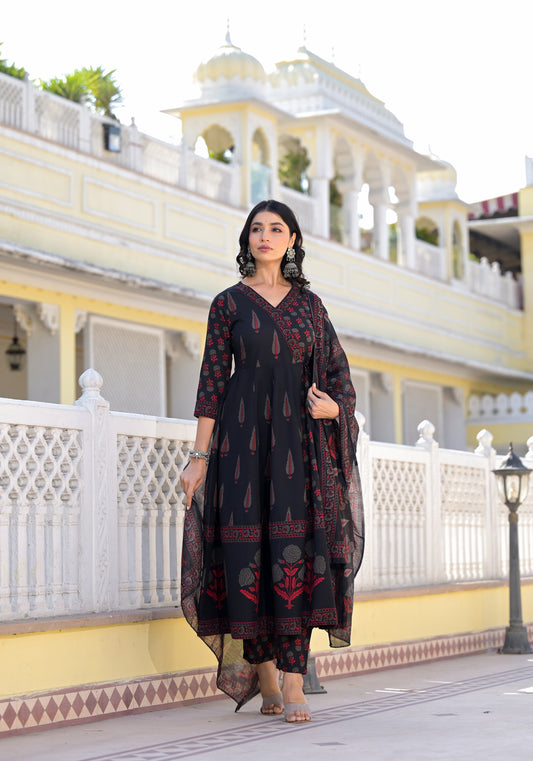 Ethnic Set Women  Printed Anarkali Kurta and Pant set With Dupatta - Ethnic Set