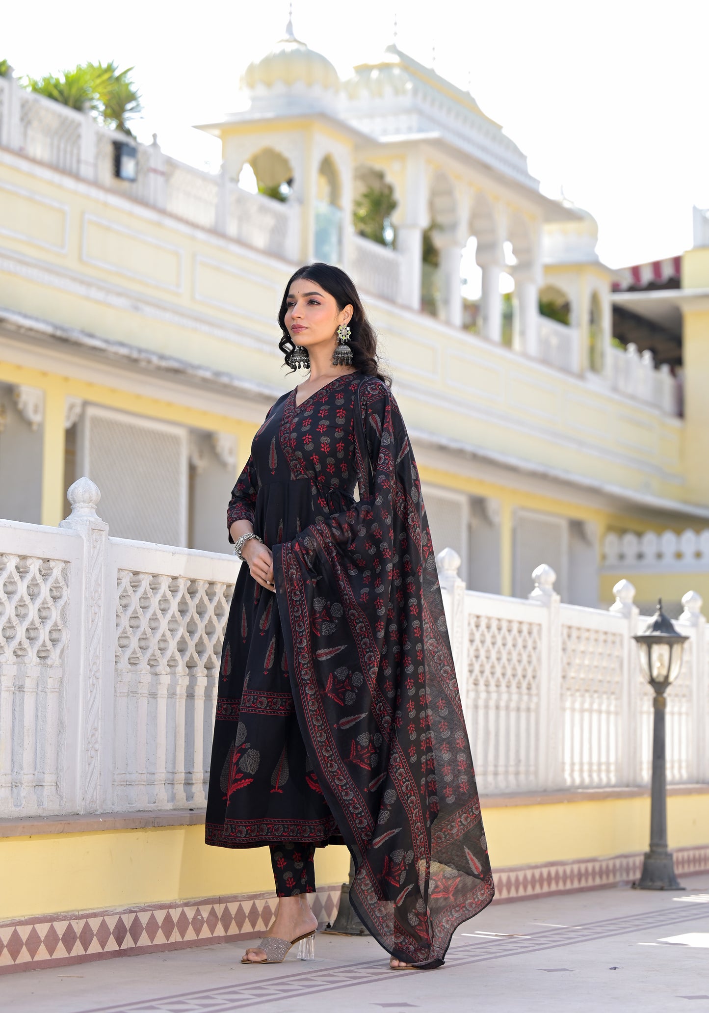 Ethnic Set Women  Printed Anarkali Kurta and Pant set With Dupatta - Ethnic Set