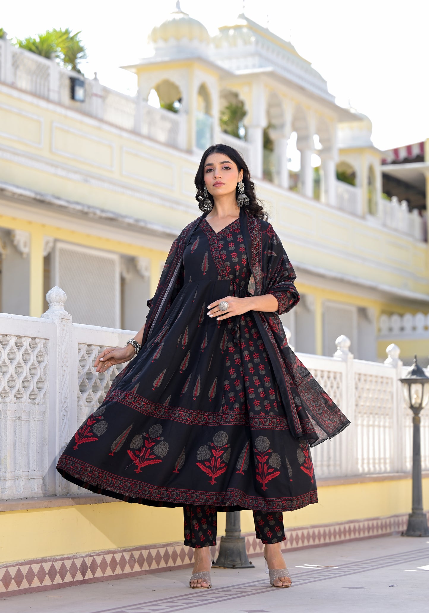 Ethnic Set Women  Printed Anarkali Kurta and Pant set With Dupatta - Ethnic Set