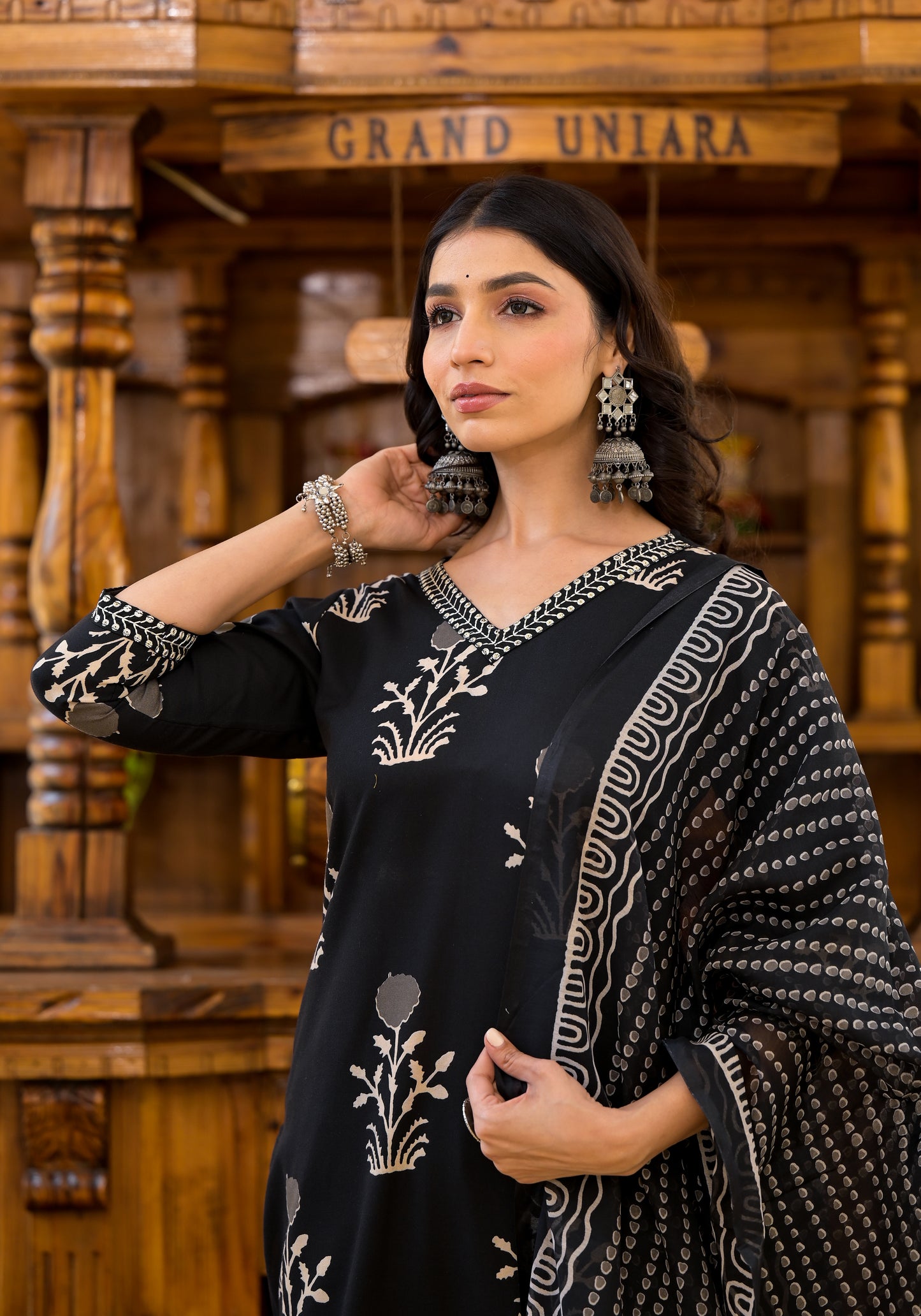 Ethnic Set Women Printed Kurta and Pant set With Dupatta - Ethnic Set