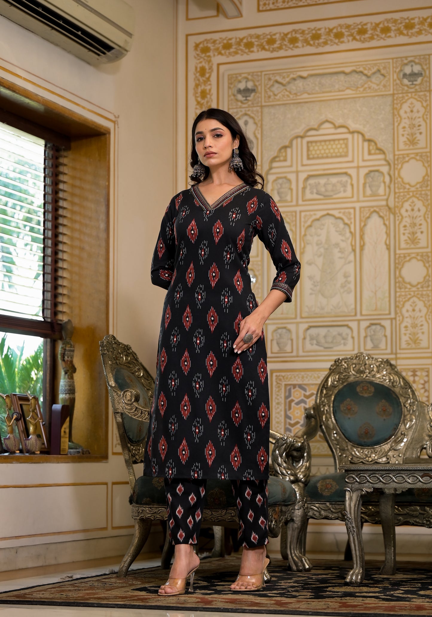 Ethnic Set Women Embroidery Kurta and Pant Set With Dupatta - Ethnic Set