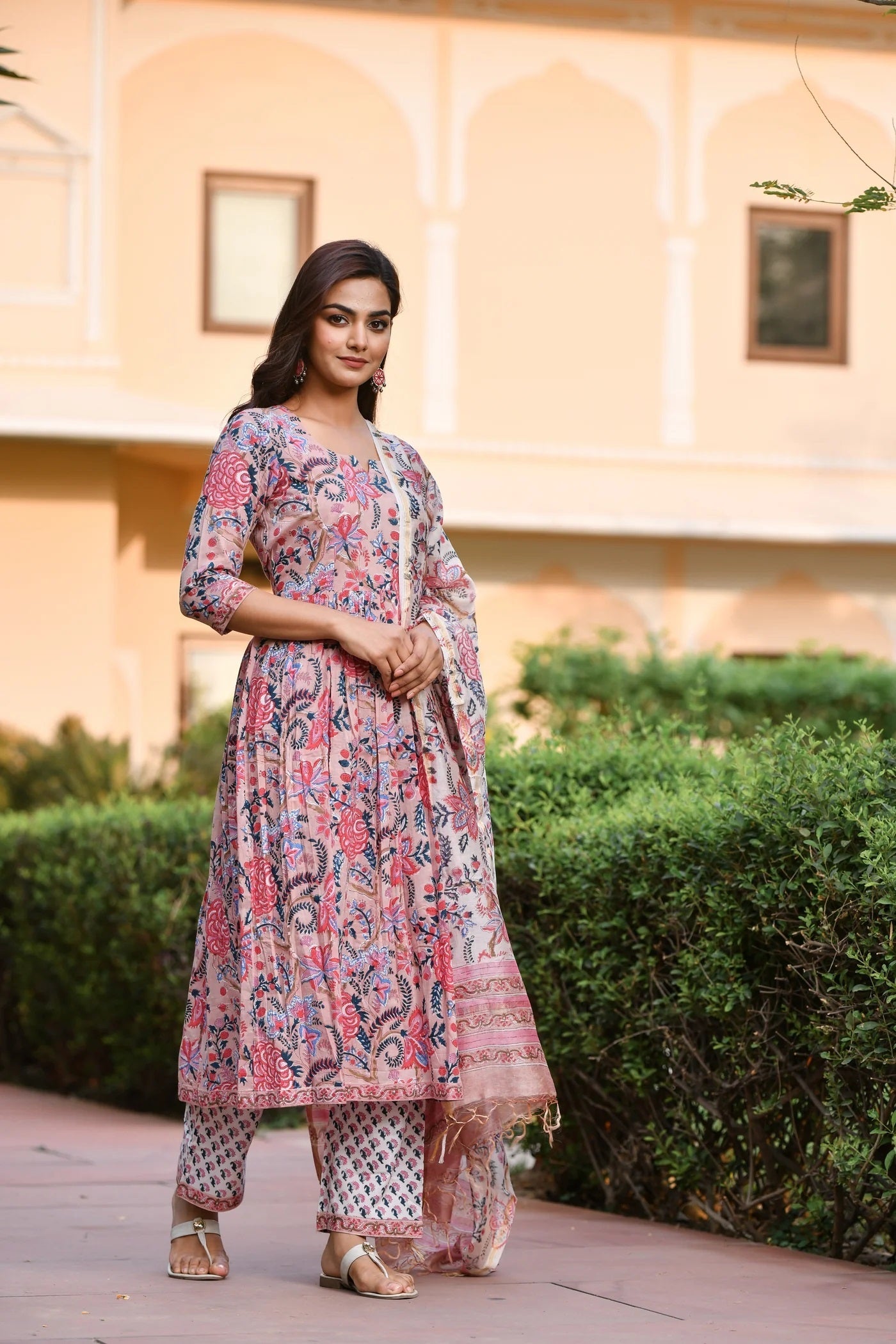 Kurta set ethnic fashion traditional cotton partiwear women clothing style Indian Ethnic Suit Palazzo pant Salwar Anarkali Lehenga Choli Bollywood Designer festive Printed wedding shaadi Collections Embroidered Ethnic Wear Outfits Attire Dresses Patterns