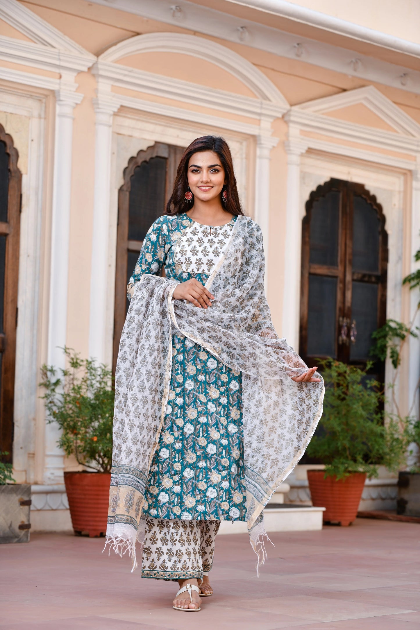 Kurta set ethnic fashion traditional cotton partiwear women clothing style Indian Ethnic Suit Palazzo pant Salwar Anarkali Lehenga Choli Bollywood Designer festive Printed wedding shaadi Collections Embroidered Ethnic Wear Outfits Attire Dresses Patterns