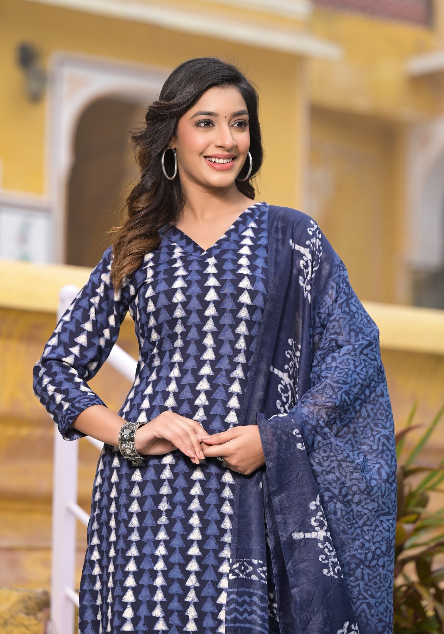 Ethnic Set Women Indigo Printed Kurta and Pant set with Dupatta - Ethnic Set