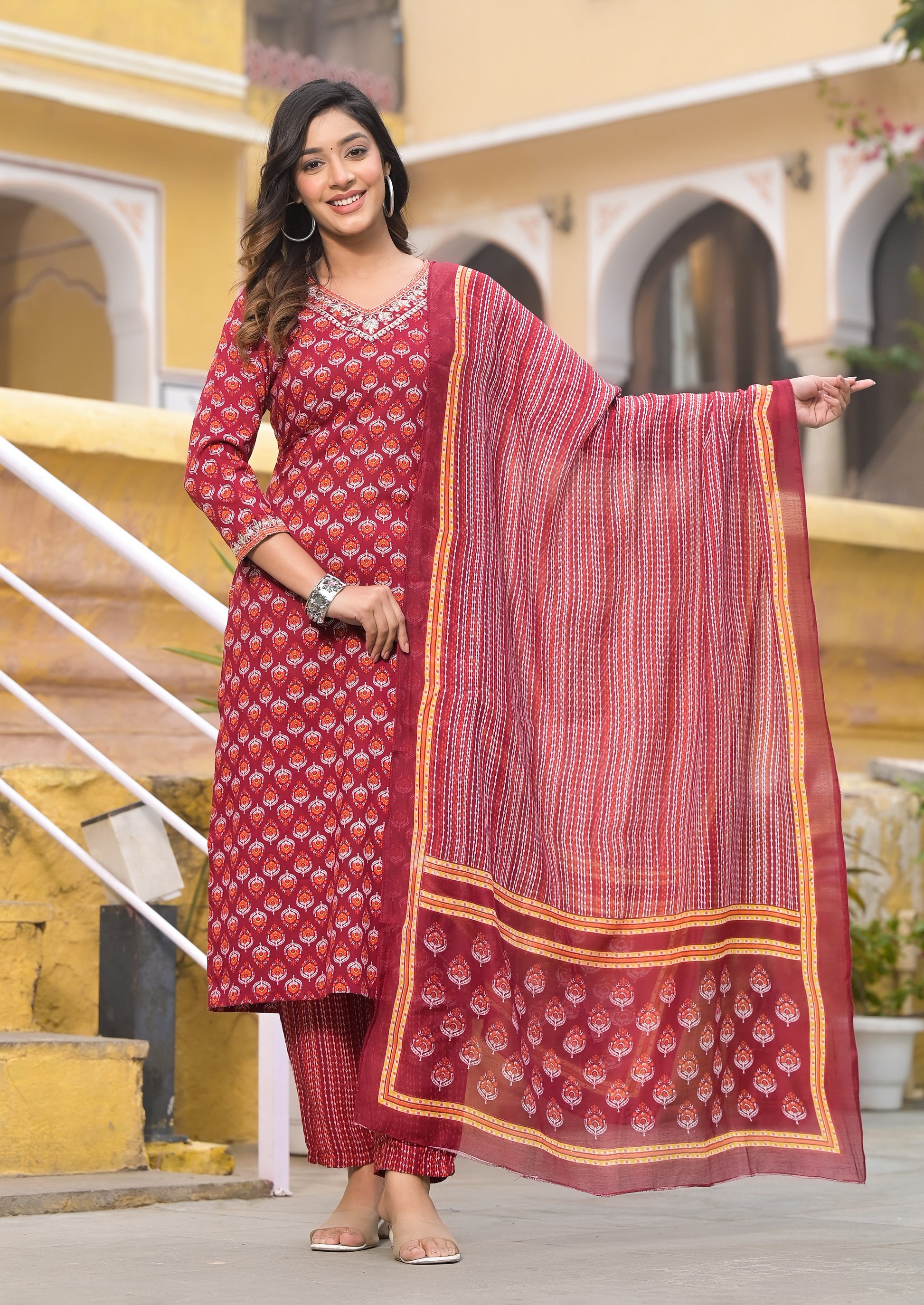 Ehnic Set Women Block Printed Straight Kurta and Pant set with Dupatta - Ethnic Set