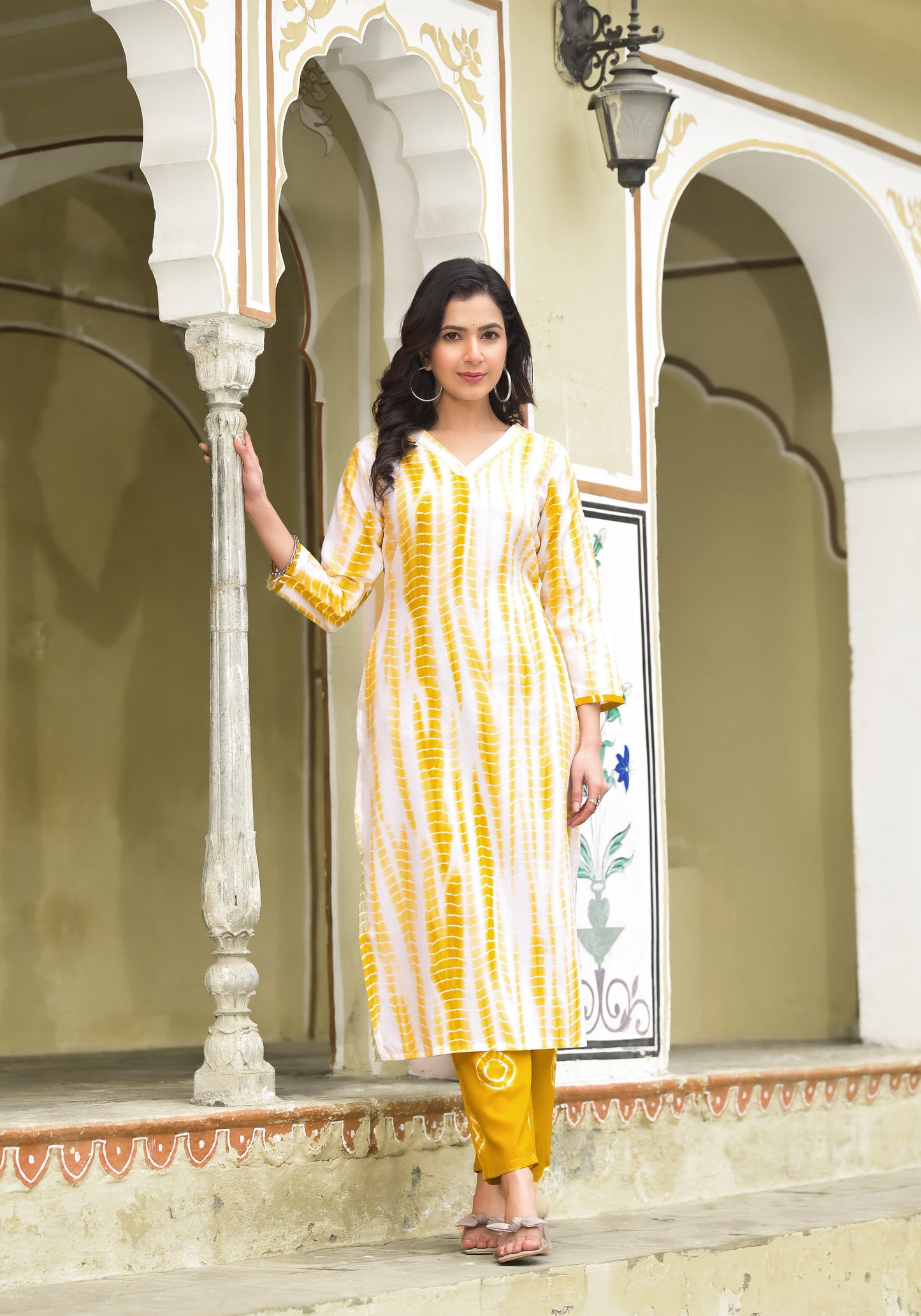 Ehnic Set Women Printed Straight Kurta and Pant set with Dupatta - Ethnic Set