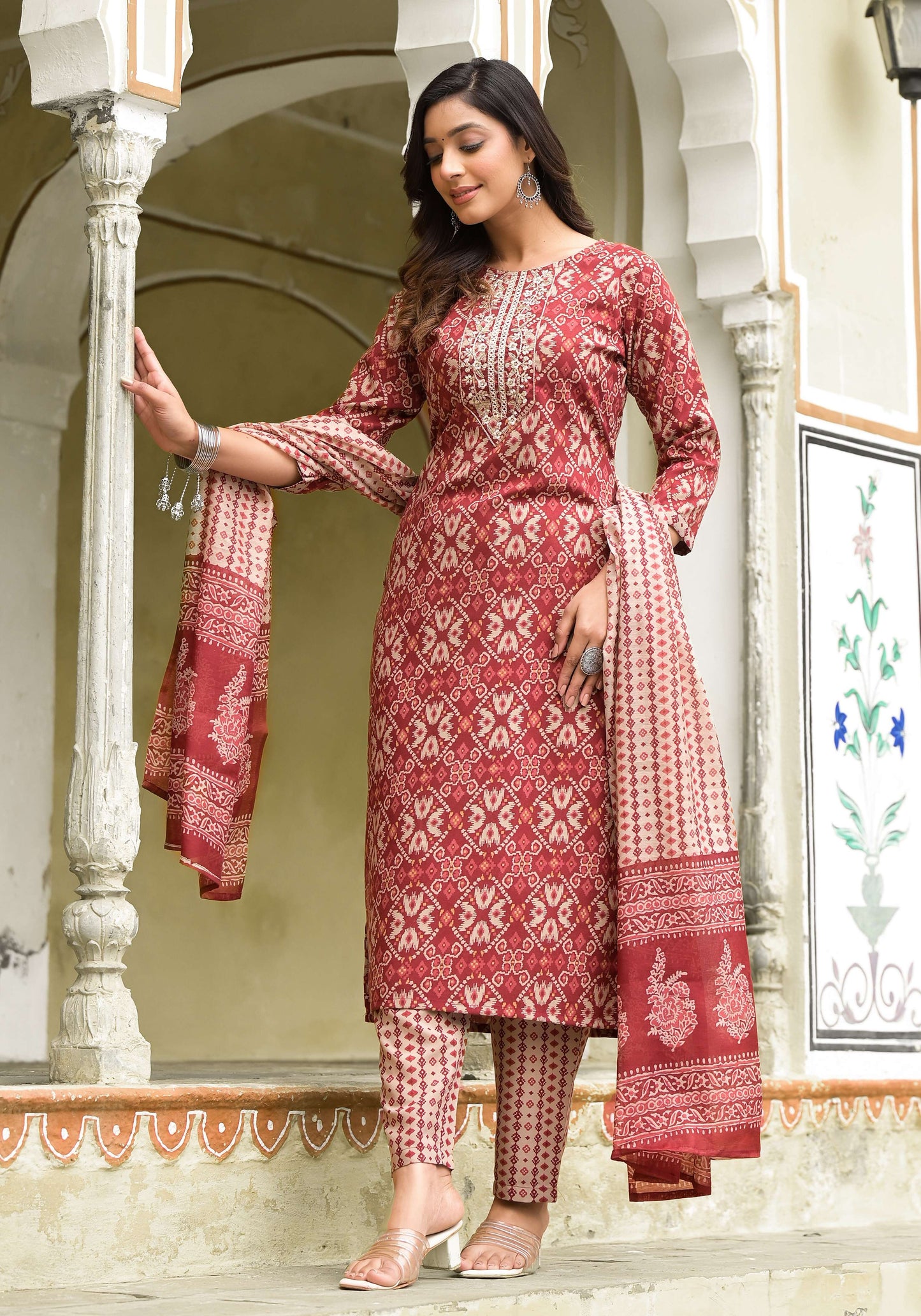 Ehnic Set Women Block Printed Straight Kurta and Pant set with Dupatta - Ethnic Set