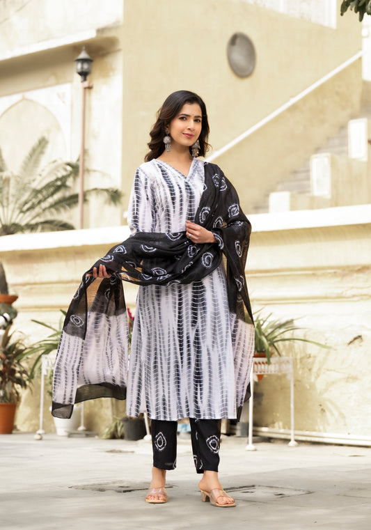 Ethnic Set women Shiburi Printed Kurta and Pant set with Dupatta - Ethnic Set