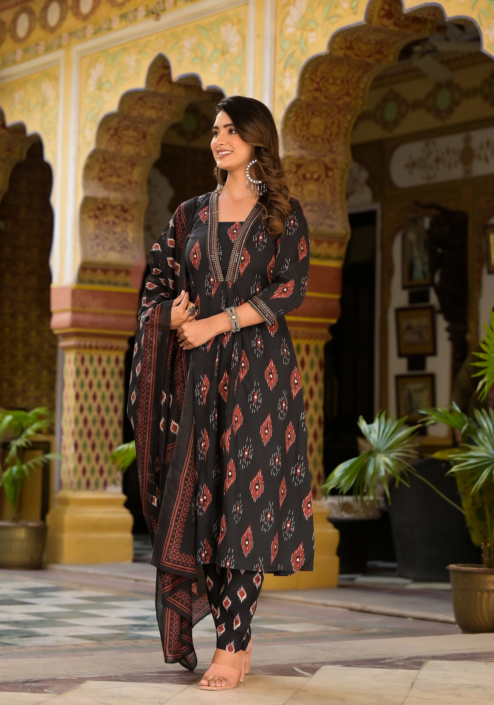 Ethnic Set Women Embroidery Kurta and Pant set With Dupatta - Ethnic Set