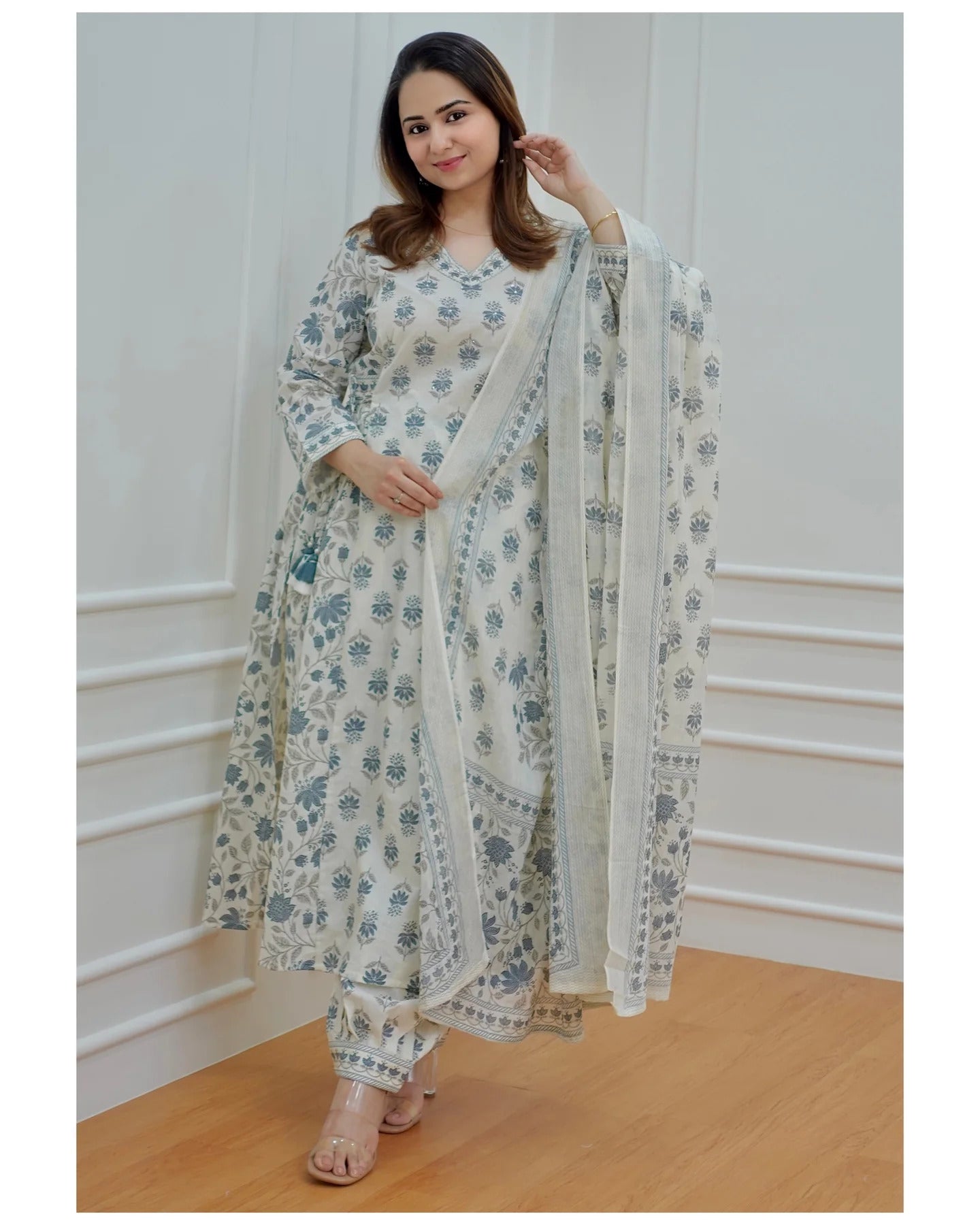 Ethnic Set Women Printed Straight Kurta and Pant set with Dupatta - Ethnic Set